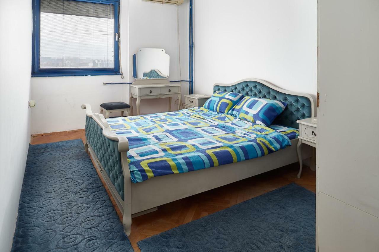 Fuzzbubble Apartment Skopje Ngoại thất bức ảnh